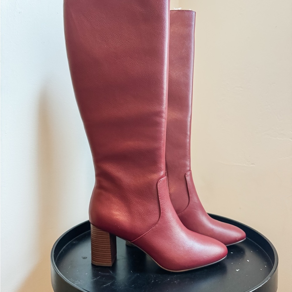 Ann Taylor Maroon Block Heeled Riding Boots